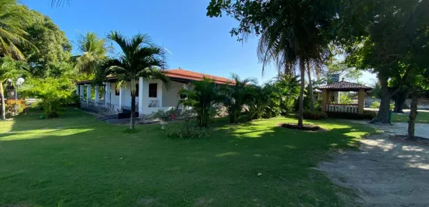 Fazenda / Sítio / Chácara com 6 Quartos para alugar, 300m² no Centro, Pindoretama