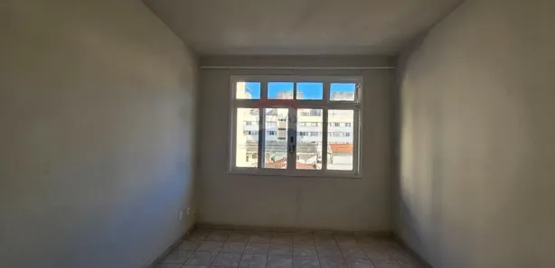 Apartamento com 2 Quartos para alugar, 70m² no Centro, Nova Friburgo