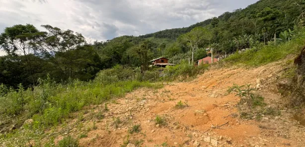Fazenda / Sítio / Chácara à venda, 11000m² no Centro, Águas Mornas