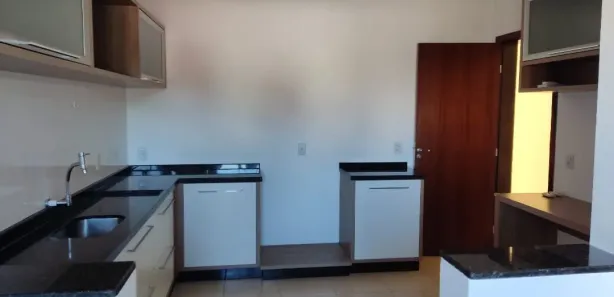 Apartamento com 3 Quartos para alugar, 135m² no Lancaster, Foz do Iguaçu