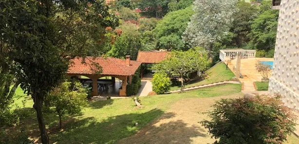Fazenda / Sítio / Chácara com 7 Quartos à venda, 890m² no , Mairinque