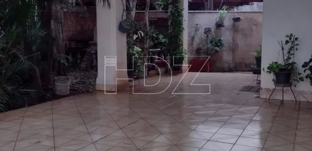 Conjunto Comercial / Sala com 3 Quartos à venda, 248m² no Centro, Araraquara