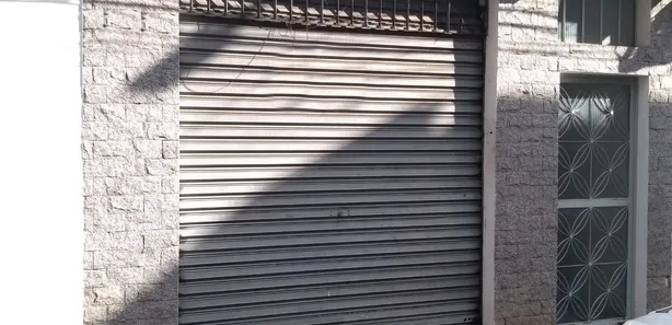 Loja / Salão / Ponto Comercial para alugar, 100m² no Centro, Pouso Alegre