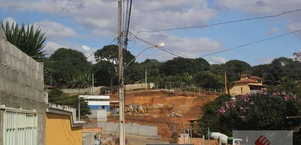 Terreno / Lote / Condomínio à venda, 360m² no Serra Dourada, Vespasiano