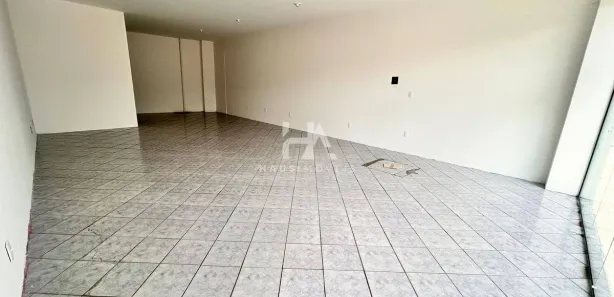 Conjunto Comercial / Sala para alugar, 60m² no Vila Nova, Jaraguá do Sul