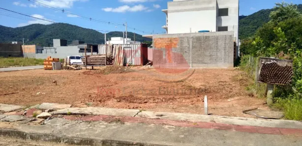 Terreno / Lote / Condomínio para alugar, 1m² no Rio Pequeno, Camboriú
