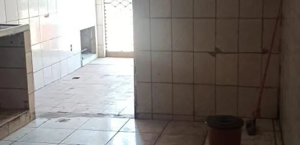 Loja / Salão / Ponto Comercial para venda ou aluguel, 100m² no Centro, Queimados