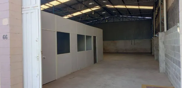 Galpão / Depósito / Armazém à venda, 281m² no Salto de São José, Salto