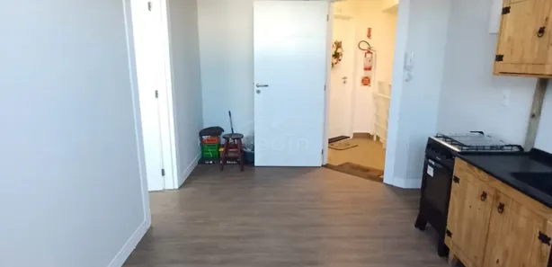 Apartamento com 1 Quarto para alugar, 55m² no Meia Praia, Navegantes