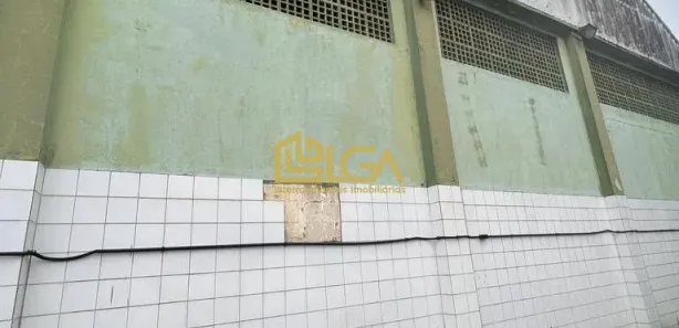 Galpão / Depósito / Armazém com 1 Quarto para venda ou aluguel, 1328m² no Vila São Benedito, Cubatão