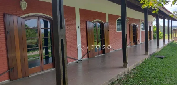 Fazenda / Sítio / Chácara com 5 Quartos à venda, 550m² no Caçapava Velha, Caçapava