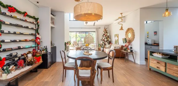 Casa de Condomínio com 3 Quartos à venda, 256m² no Jardim Orestes Thá, Quatro Barras