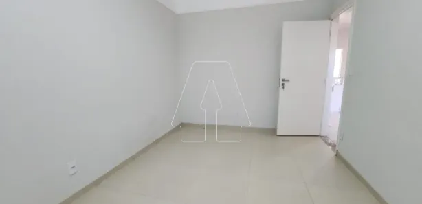 Sobrado com 4 Quartos para alugar, 315m² no Santana, Araçatuba