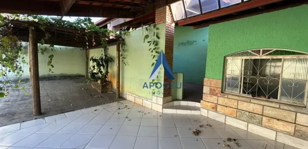 Casa com 3 Quartos para alugar, 360m² no Nossa Senhora das Neves, Ribeirão das Neves