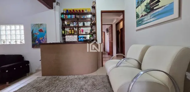 Fazenda / Sítio / Chácara com 3 Quartos à venda, 131m² no , Vargem Grande Paulista