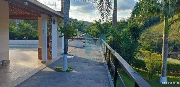 Fazenda / Sítio / Chácara com 2 Quartos à venda, 200m² no Registro, Taubaté