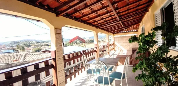 Casa com 4 Quartos à venda, 300m² no , Caeté