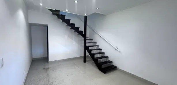 Sobrado com 2 Quartos à venda, 80m² no Vila Nova, Nova Iguaçu