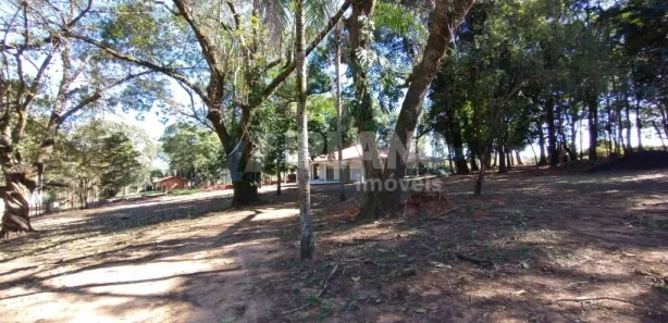 Fazenda / Sítio / Chácara com 3 Quartos para alugar, 361m² no Encontro Valparaíso I, São Carlos