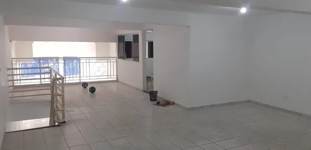 Galpão / Depósito / Armazém à venda, 801m² no Vila Santa Terezinha, Carapicuíba