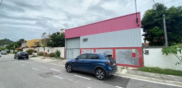 Galpão / Depósito / Armazém à venda, 360m² no Piratininga, Niterói