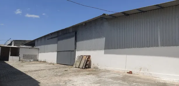 Galpão / Depósito / Armazém para alugar, 998m² no Velame, Campina Grande