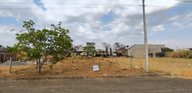 Terreno / Lote / Condomínio à venda, 300m² no portal das aguas, Hidrolândia