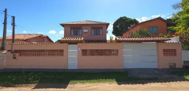 Casa com 5 Quartos à venda, 238m² no Hospício, Araruama
