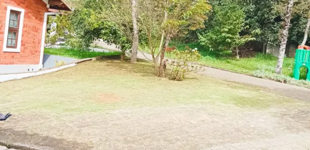 Casa de Condomínio com 3 Quartos para alugar, 100m² no Perovê, Embu das Artes