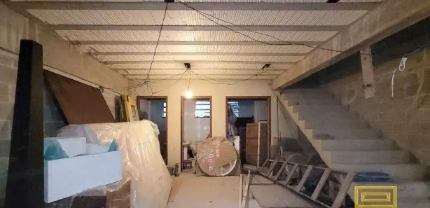 Prédio Inteiro para alugar, 440m² no São Francisco, Niterói