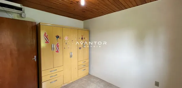 Fazenda / Sítio / Chácara com 3 Quartos à venda, 150m² no Juscelino Kubitschek, Santa Maria