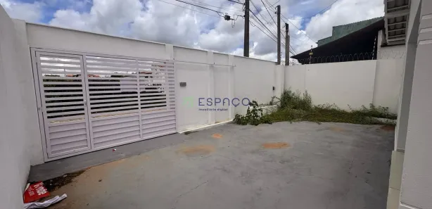 Casa com 3 Quartos para alugar, 80m² no Cajupiranga, Parnamirim