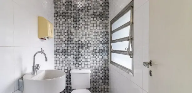 Galpão / Depósito / Armazém à venda, 650m² no Parque Residencial Califórnia, Itaquaquecetuba