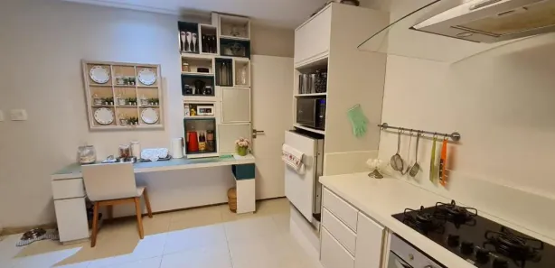 Casa de Condomínio com 4 Quartos para alugar, 850m² no Busca Vida (Abrantes), Camaçari