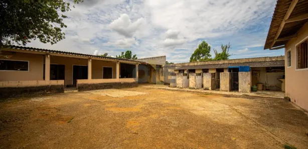 Fazenda / Sítio / Chácara com 7 Quartos à venda, 400m² no Chácara do Remanso, Vargem Grande Paulista