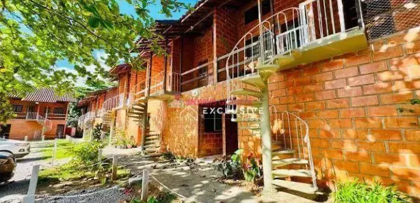Casa de Condomínio com 3 Quartos para venda ou aluguel, 70m² no Maranduba, Ubatuba