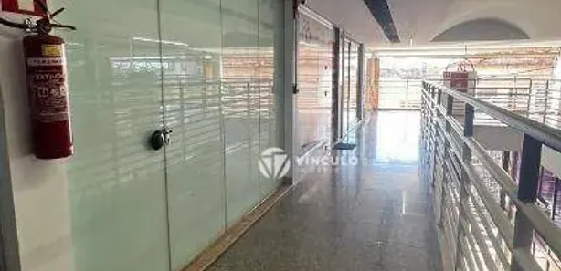 Loja / Salão / Ponto Comercial à venda, 76m² no São Benedito, Uberaba