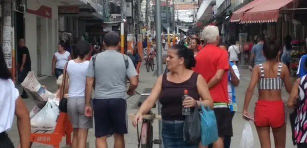 Loja / Salão / Ponto Comercial para alugar, 70m² no Centro, Belford Roxo