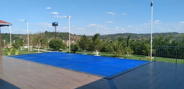 Fazenda / Sítio / Chácara com 3 Quartos à venda, 2000m² no , Nerópolis