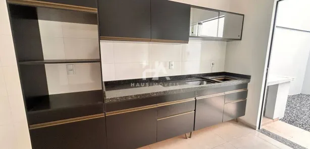 Casa com 2 Quartos para alugar, 88m² no Tifa Martins, Jaraguá do Sul