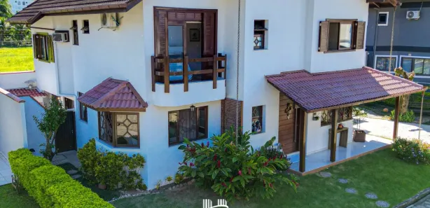 Casa com 3 Quartos à venda, 235m² no Victor Konder, Blumenau