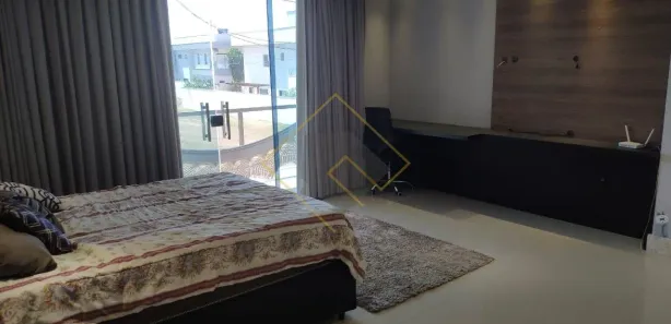 Casa de Condomínio com 4 Quartos para venda ou aluguel, 290m² no Parque Rodoviário, Campos dos Goytacazes
