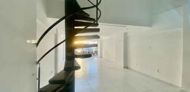 Loja / Salão / Ponto Comercial à venda, 95m² no Lagoa Nova, Natal