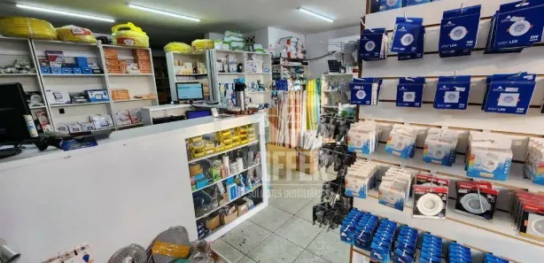 Loja / Salão / Ponto Comercial à venda, 55m² no Centro, Maricá