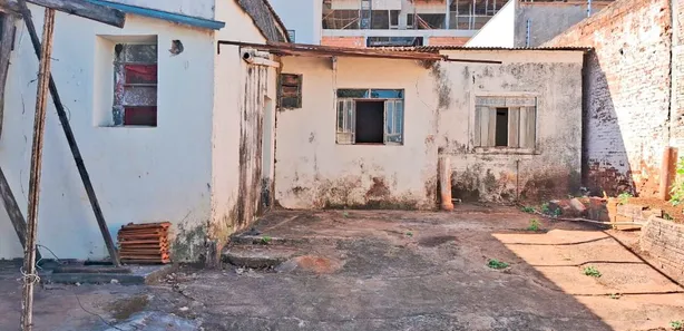 Conjunto Comercial / Sala para alugar, 262m² no Centro, Arapongas