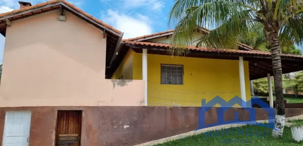Fazenda / Sítio / Chácara com 3 Quartos à venda, 1000m² no , Mairinque
