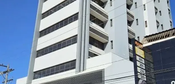 Prédio Inteiro com 9 Quartos para venda ou aluguel, 4294m² no Centro, Bauru
