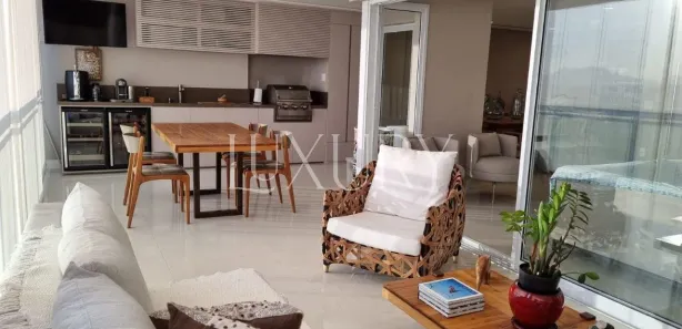 Apartamento com 3 Quartos à venda, 241m² no Água Branca, São Paulo