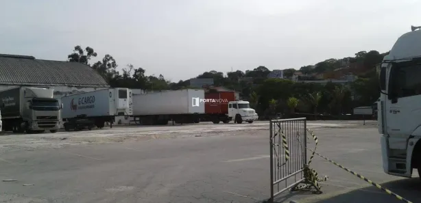 à venda, 16515m² no Centro, Embu das Artes