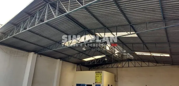Galpão / Depósito / Armazém à venda, 300m² no Centro, São Sebastião